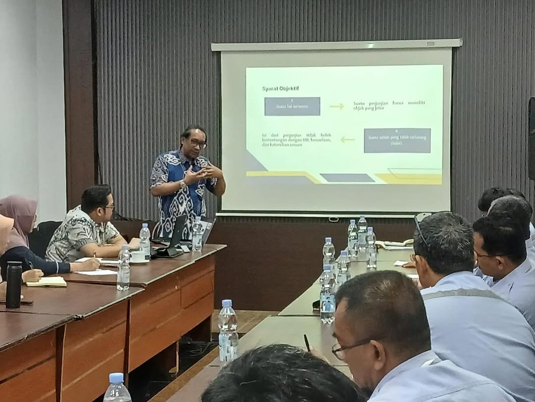 Training Hukum Konstruksi di PT Tanjung Enim Lestari Pulp and Paper (3)